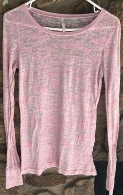 Y2K Pink Camo Burnout Sheer Long Sleeve Tee by Rue 21 size LG. Sheer